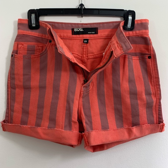 BDG Women's Pink and Orange Shorts.Size 27 High Rise.Pre-owned.Good Condition 🙀 - Picture 2 of 6